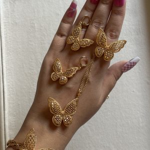 سرویس پروانه 🦋