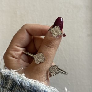 انگشتر دستبند ونکلیف