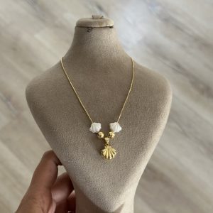 گردنبند صدفی