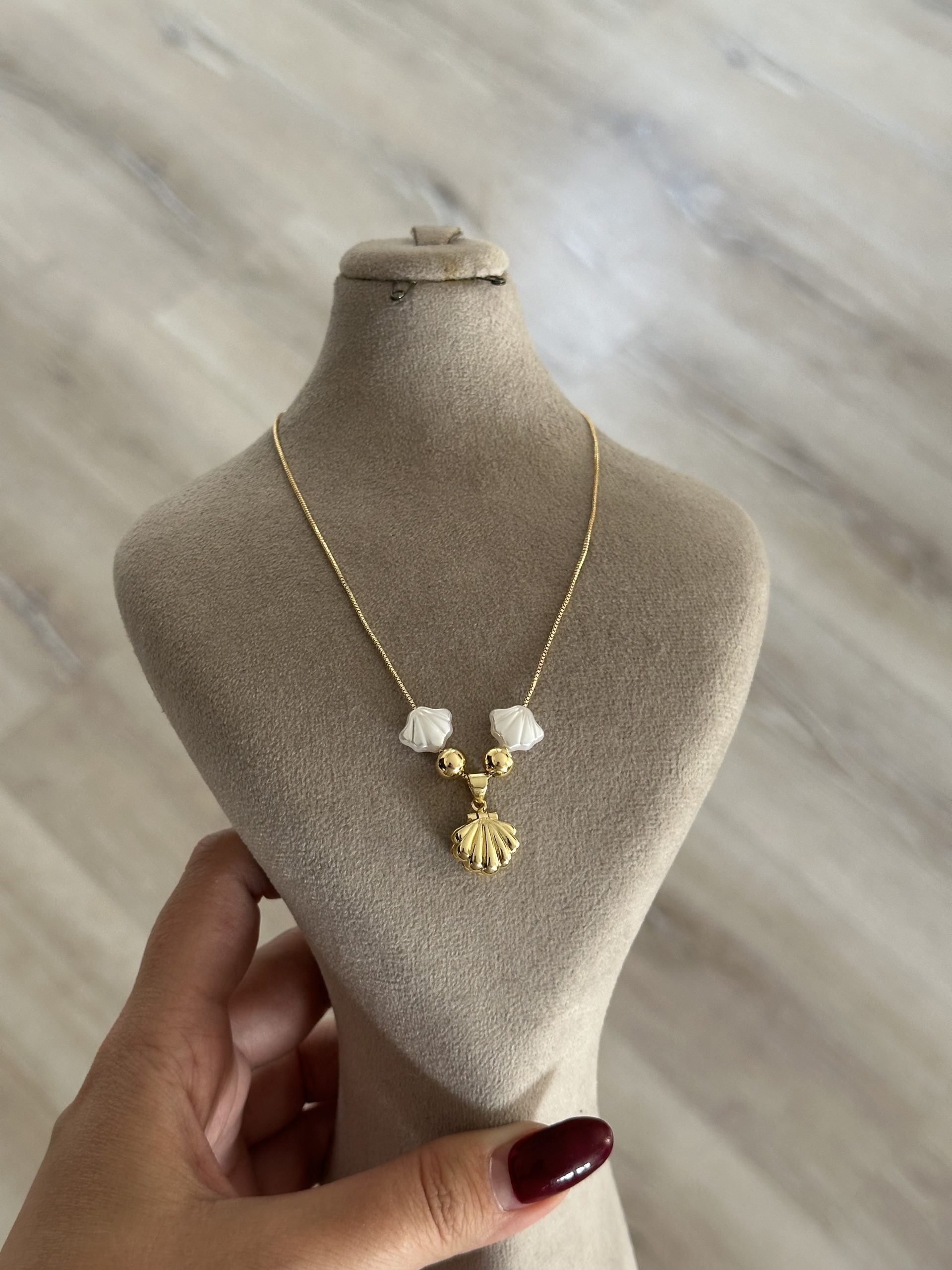 IMG_8177 گردنبند صدفی - Image 1