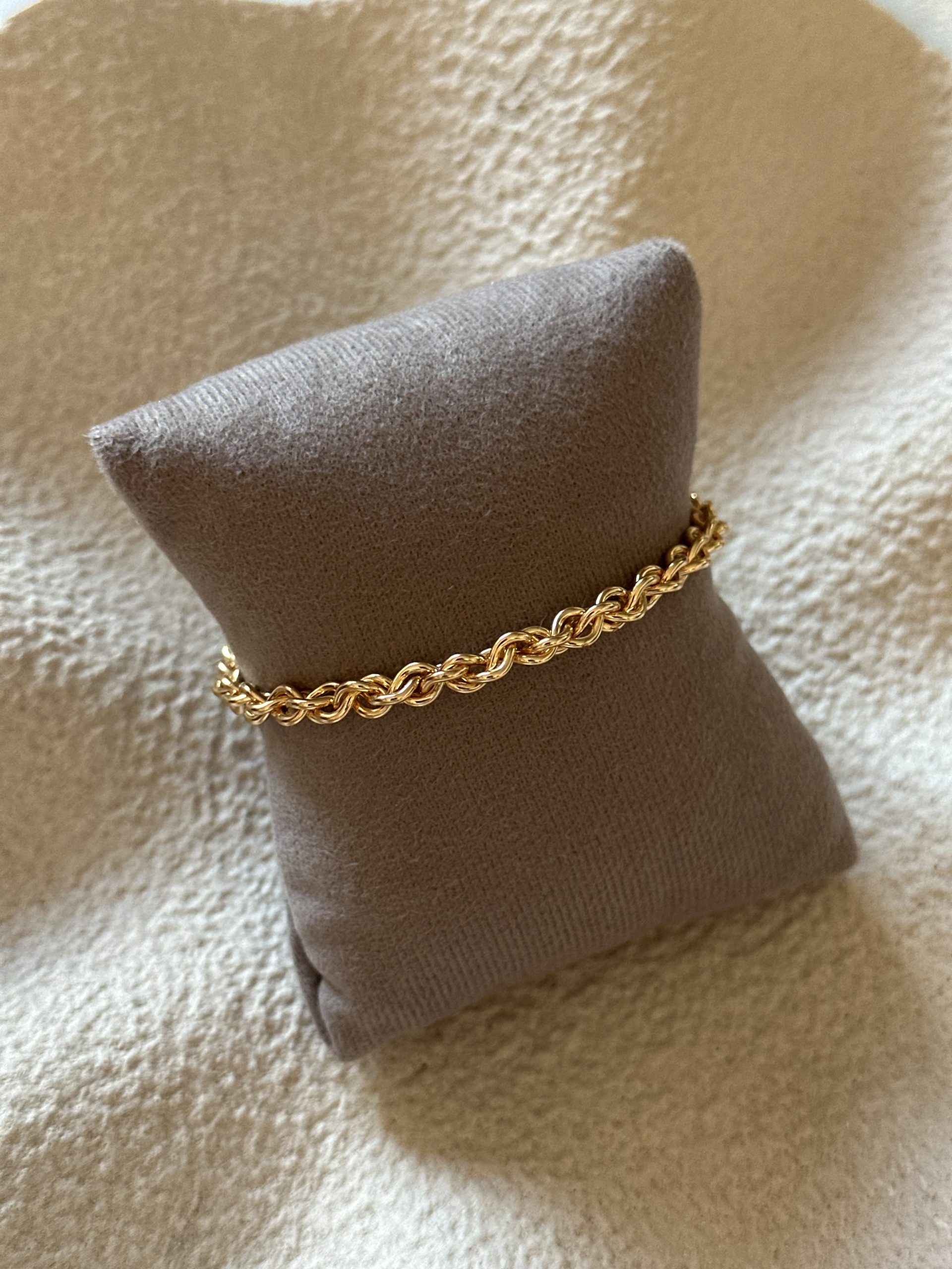 IMG_9550 بنگل ۳۷ - Image 1