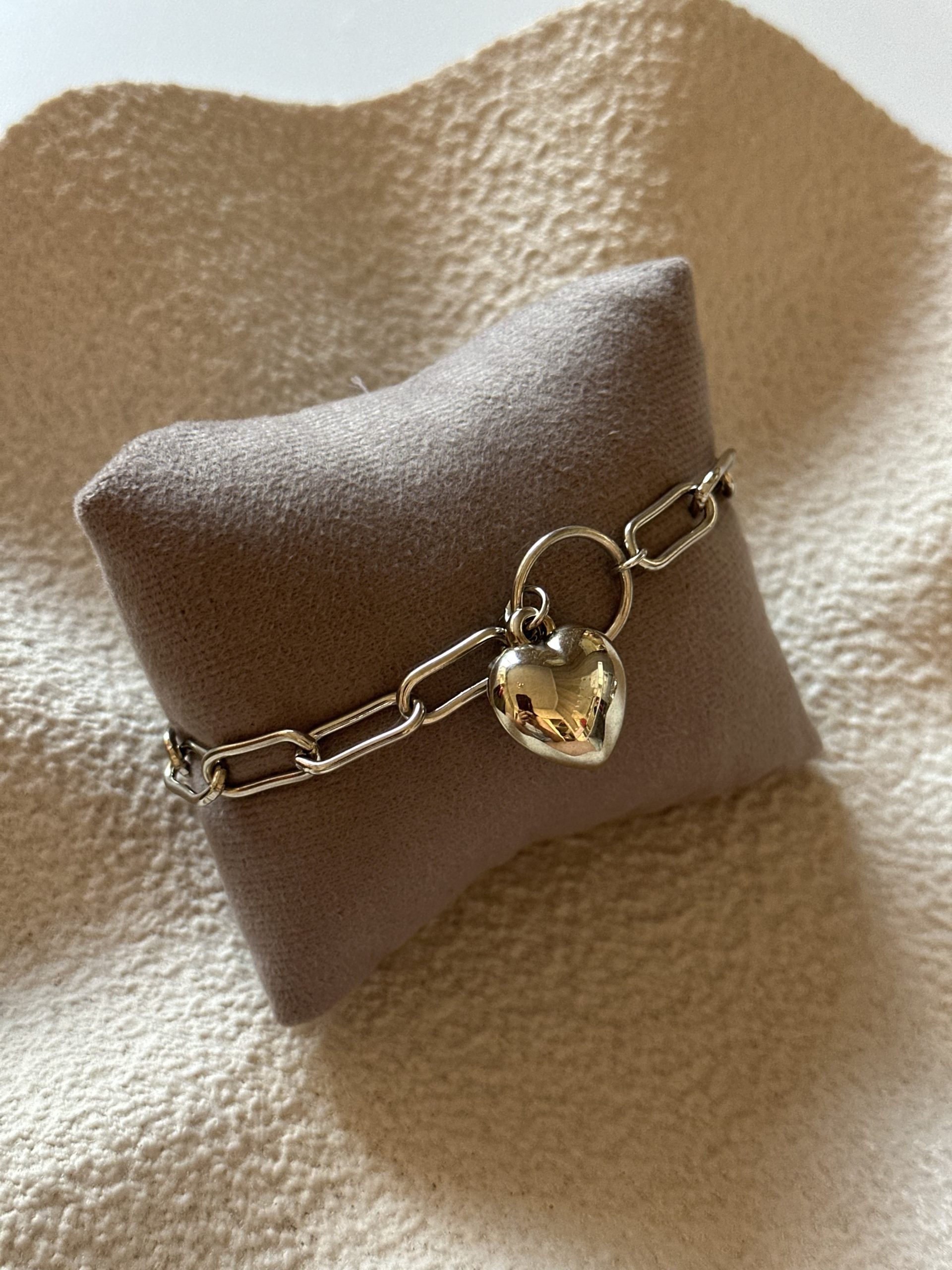 IMG_9592 دستبند ۶۹ - Image 1